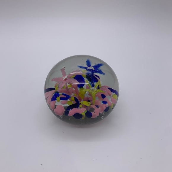 Stunning Vtg. Cobalt Blue Pink & Yellow Flowered Art Glass PAPERWEIGHT 3” - Picture 3 of 14